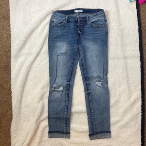 Kancan distressed jeans size 5/28